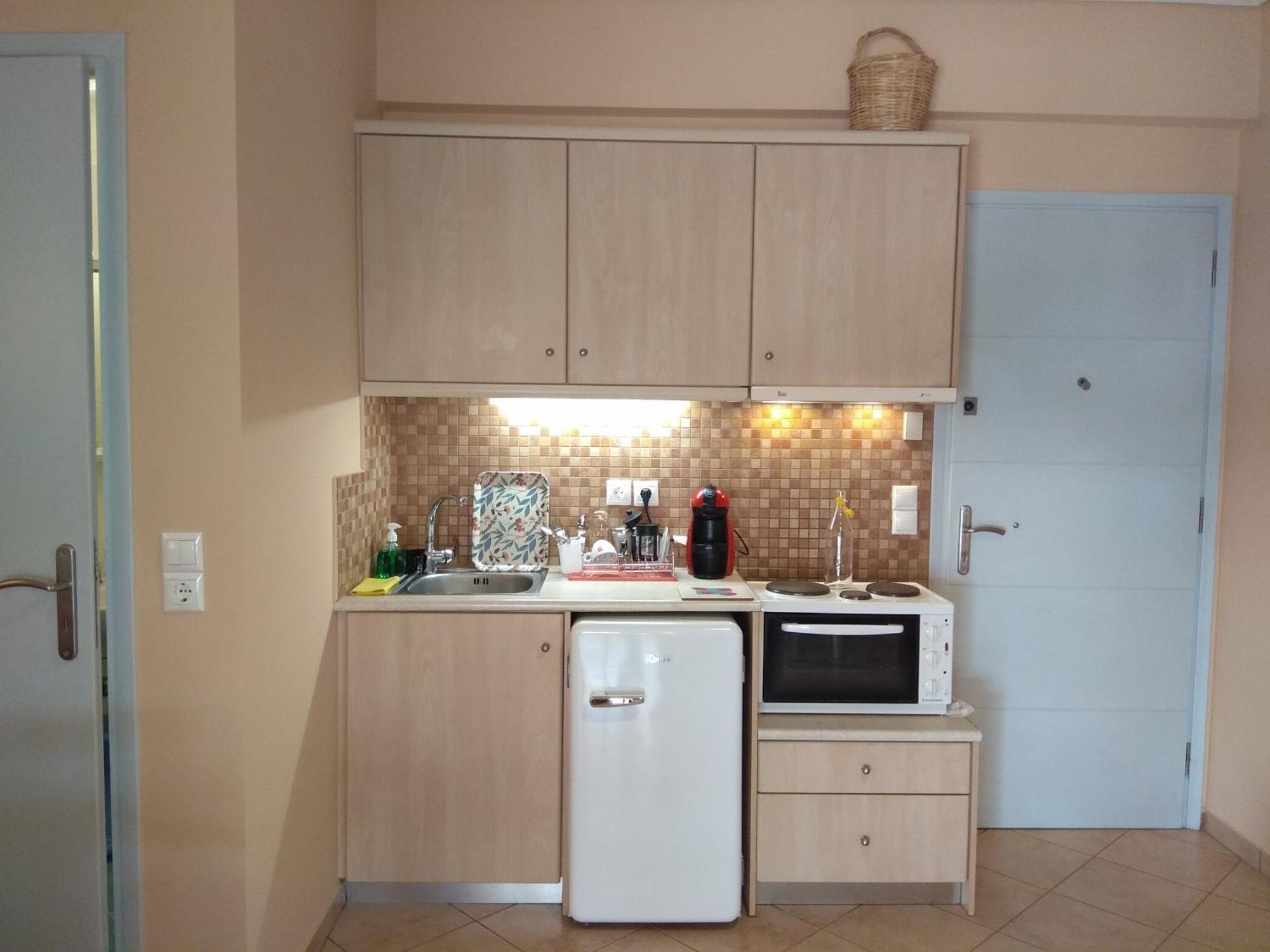 Polyxeni Apartment เอเธนส์ ภายนอก รูปภาพ